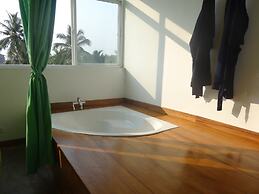 Refresh Hotel