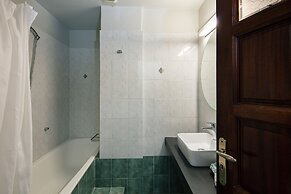 Anthos Apartments