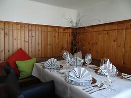 Hotel Waldrast B&B