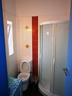 Saint George Hotel & Rooms