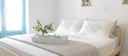 Nakos Homes