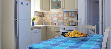 Nakos Homes