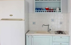 Nakos Homes