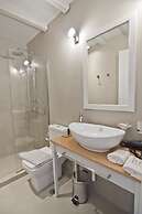 Lindos Comfy Suites
