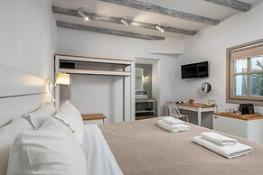 Lindos Comfy Suites