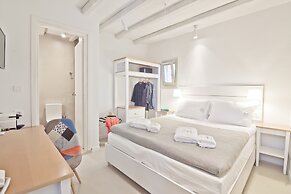 Lindos Comfy Suites