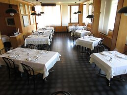 Hotel Ristorante Tre Galletti