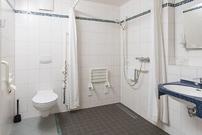 Hotel Mit-Mensch