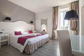 Suite Castrense