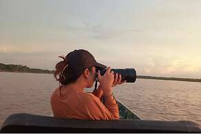 Curassow Amazon Lodge
