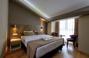 Arus Hotel