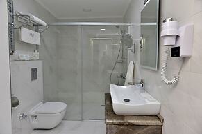Arus Hotel