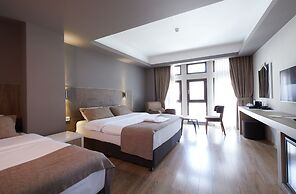 Arus Hotel