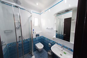 Dubai Hotel