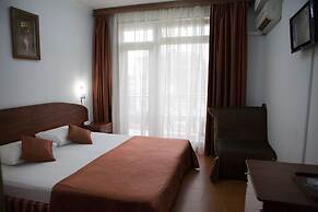 Dubai Hotel