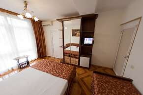 Dubai Hotel