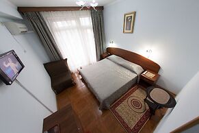 Dubai Hotel