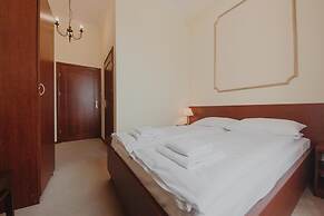 Hotel Cesarski