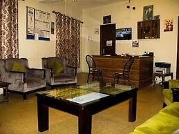 Cliff - Hostel