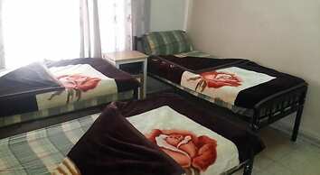 Cliff - Hostel