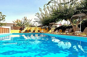 Domenica Apartments