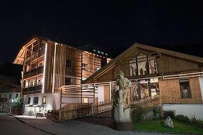 Atelier Garni Astei