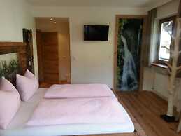 Atelier Garni Astei