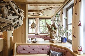 Atelier Garni Astei