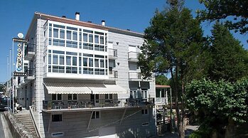 Hotel Ansuiña