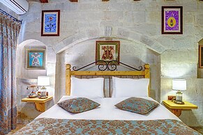 Aren Cave Hotel