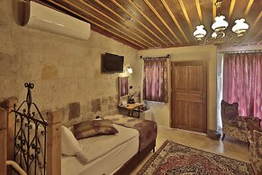 Aren Cave Hotel