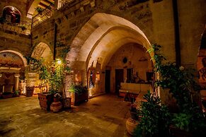 Aren Cave Hotel