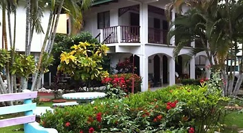 Cabinas Marielos