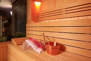 Majura Hotel