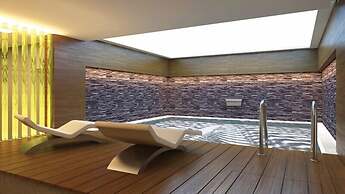 Majura Hotel
