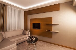 Majura Hotel