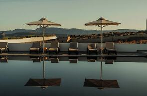 Serenità Luxury Suites