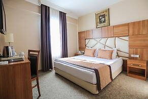 Rumi Hotel