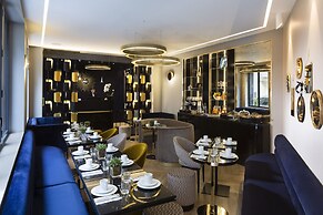 Le 10 Bis Hotel