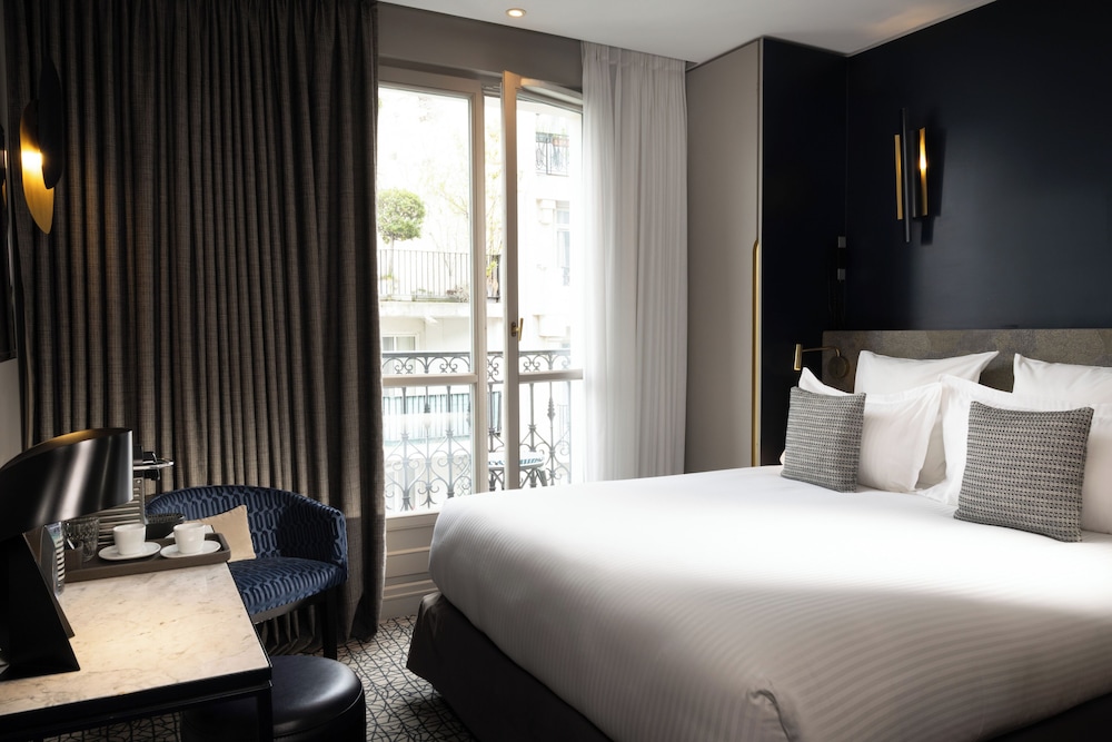 Le 10 Bis Hotel
