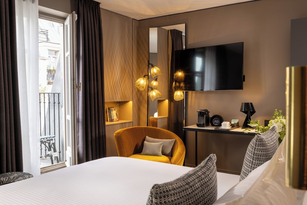 Le 10 Bis Hotel