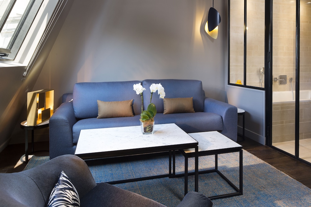 Le 10 Bis Hotel