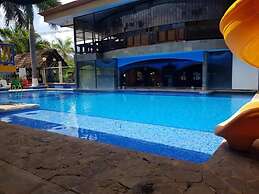 La Boya Hotel y Parque Acuático