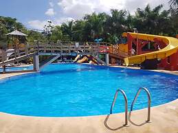 La Boya Hotel y Parque Acuático
