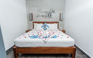 Home Chic Hotel
