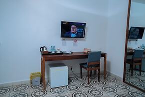 Home Chic Hotel