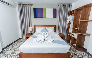 Home Chic Hotel