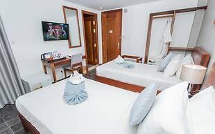 Home Chic Hotel