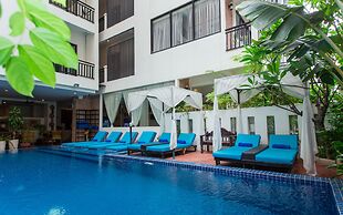 Home Chic Hotel