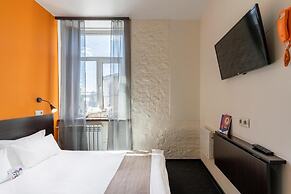 Station Hotel M19